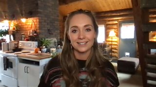 Amber Marshall talks about Season 15 of 'Heartland' and more! - Interview