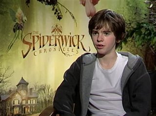 Freddie Highmore (The Spiderwick Chronicles) - Interview